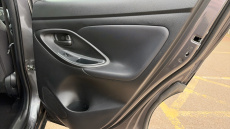 Toyota Yaris Cross 1.5 Hybrid Design 5dr CVT Hybrid Estate